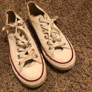 All white, Low top converse